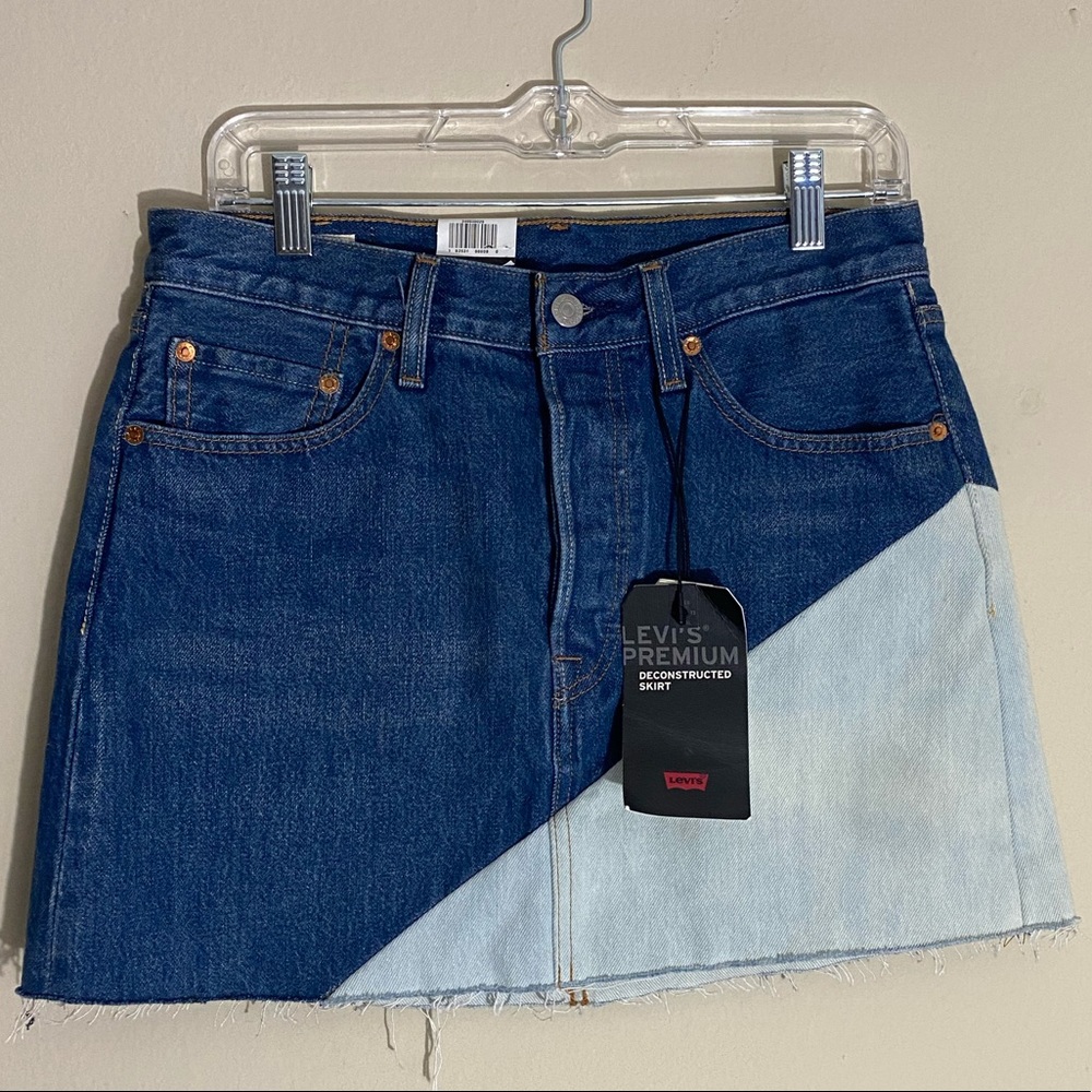 NEW WITH TAGS! Levi’s jean skirt